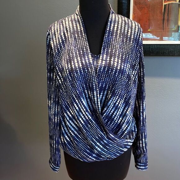 Nine West Jeans shades of blue dot pattern wrap front under tank blouse. Small. - Picture 1 of 7